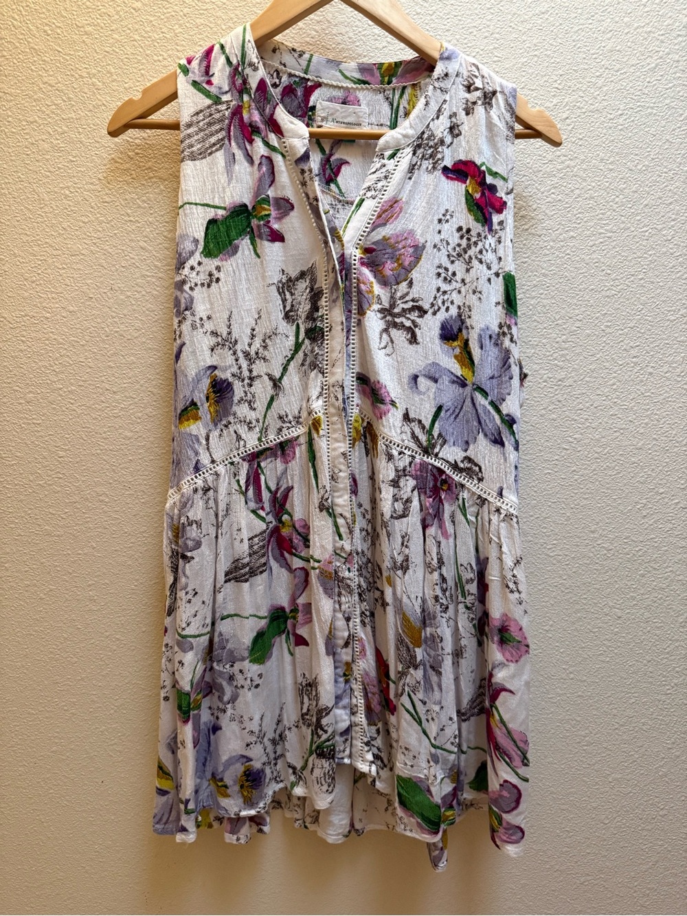 Anthropologie Sleeveless Floral Tunic - White with Pink, Purple & Green Accents